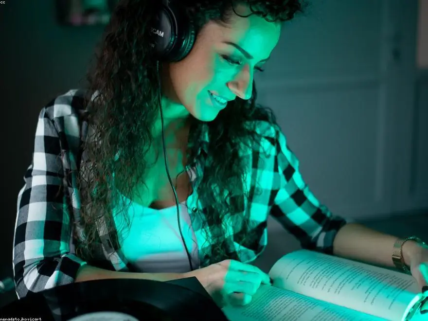 Adaptive noise cancellation