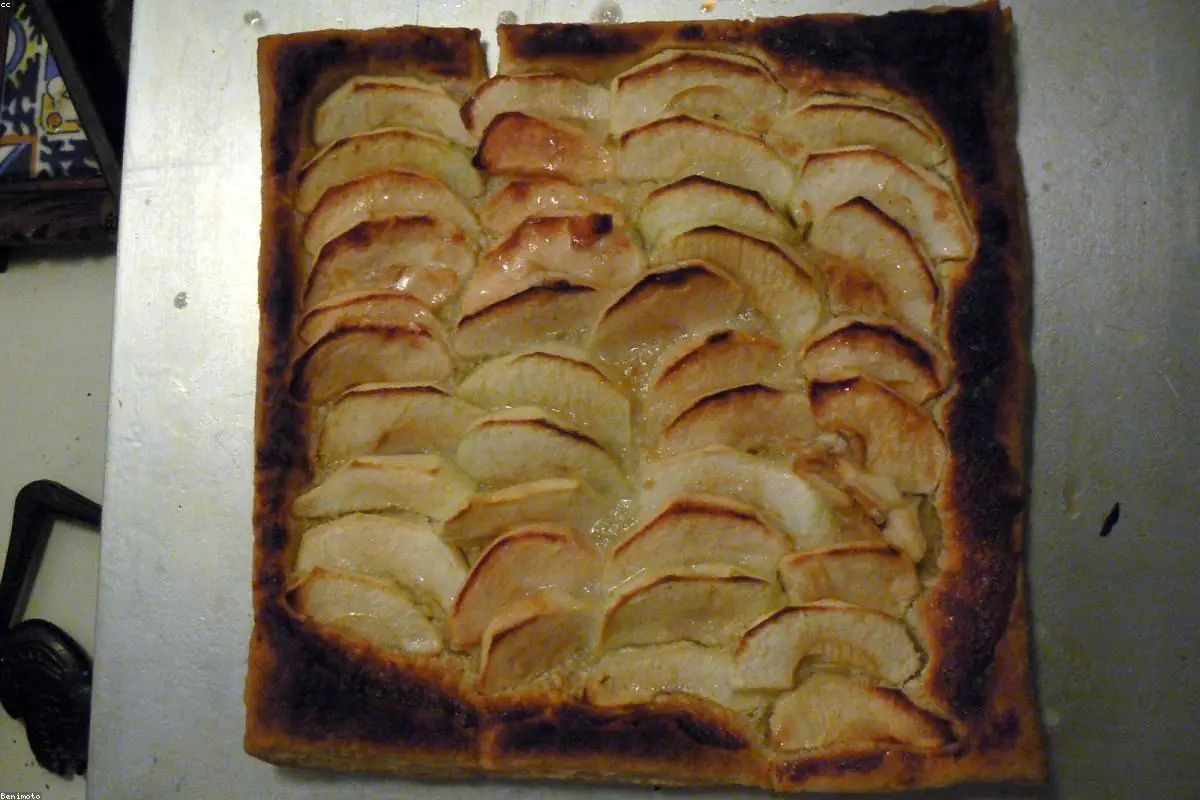 Brown-Butter Apple Galette